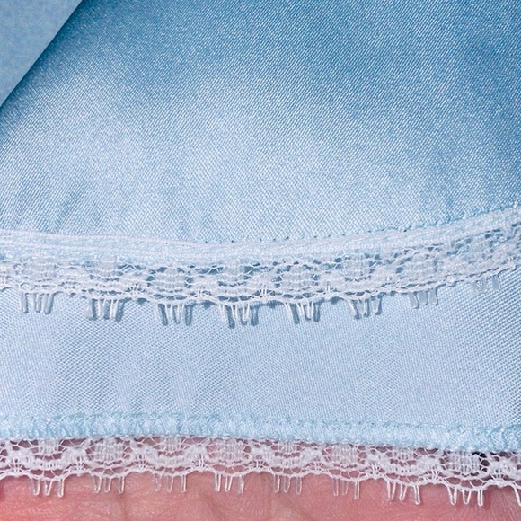Vintage Yolande pastel blue slip nightgown size S - Picture 7 of 11